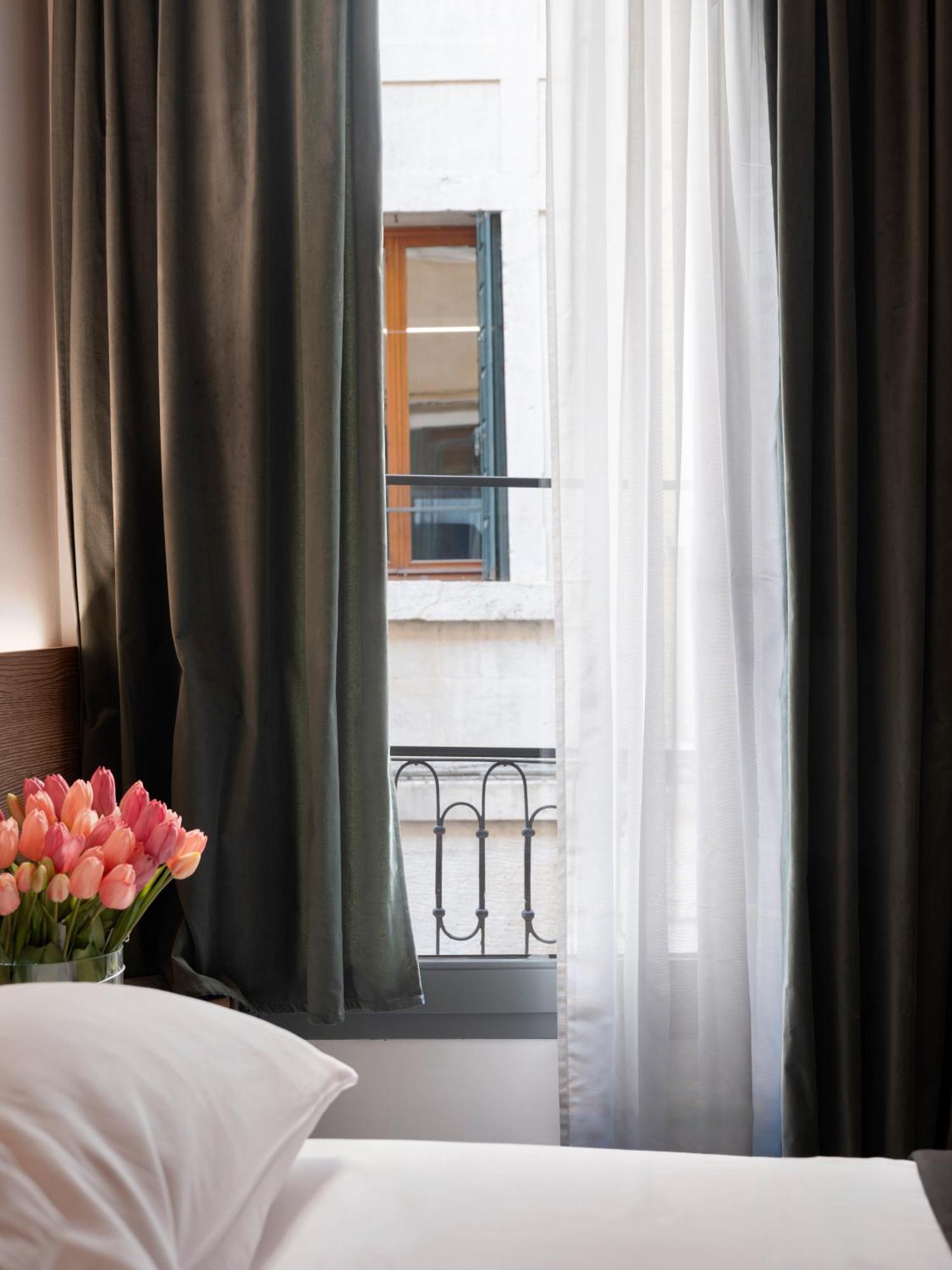 Officine Cavour Casa Dei Leoni Centro Storico Padova Apartment ภายนอก รูปภาพ